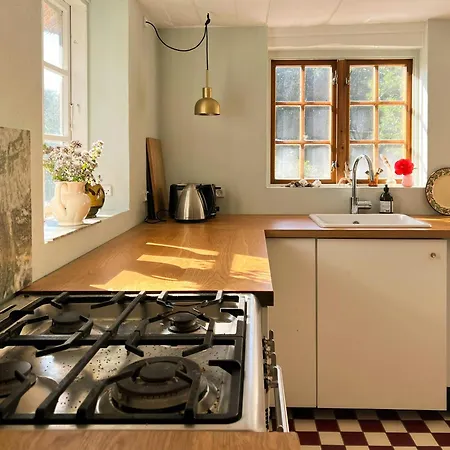 Authentic On Mon With Magnificent Nature Nyaraló Askeby