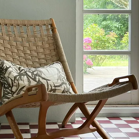 Nyaraló Authentic On Mon With Magnificent Nature