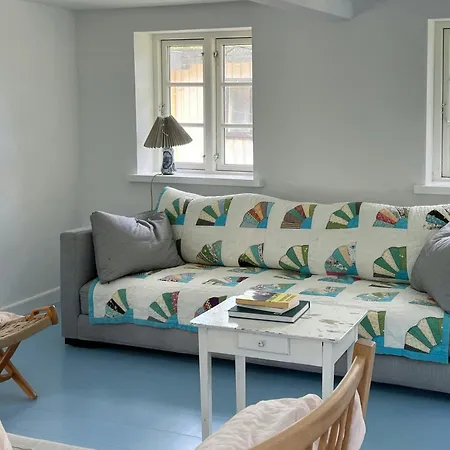 Nyaraló Authentic On Mon With Magnificent Nature *